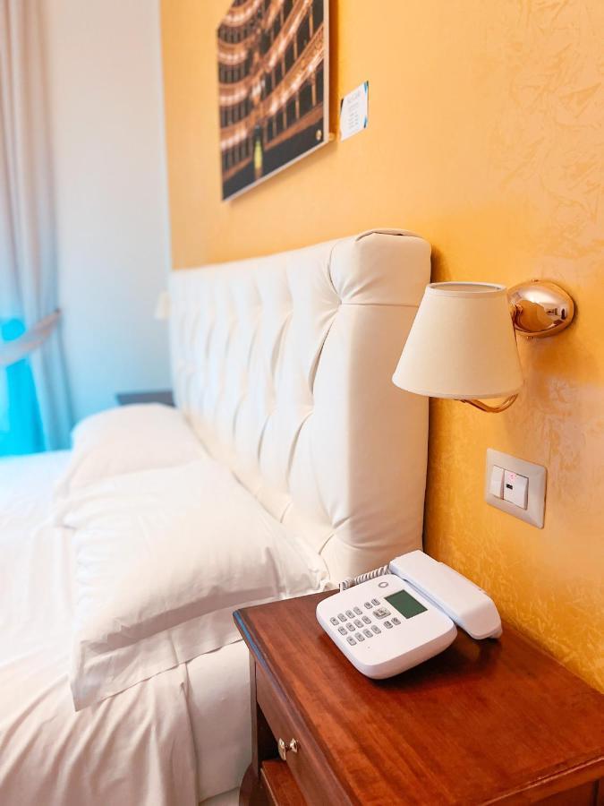 Neapolitantrips Hotel Екстериор снимка