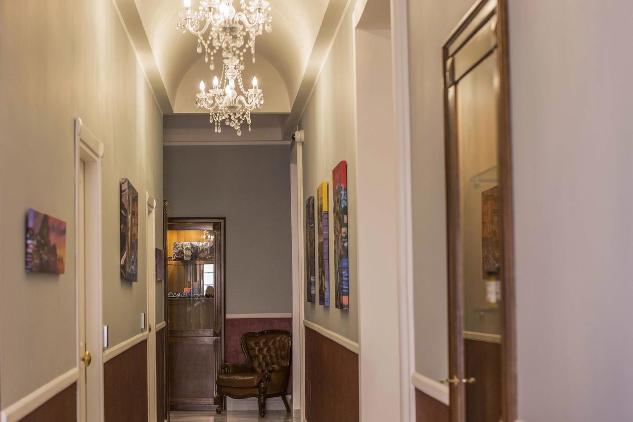 Neapolitantrips Hotel Екстериор снимка