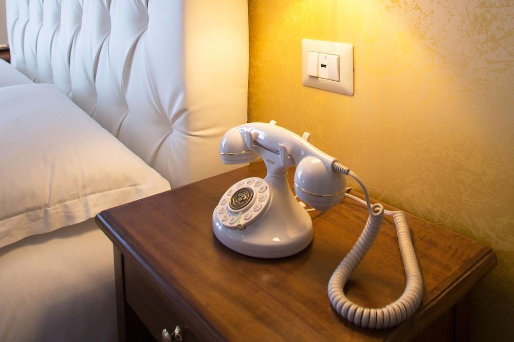 Neapolitantrips Hotel Екстериор снимка