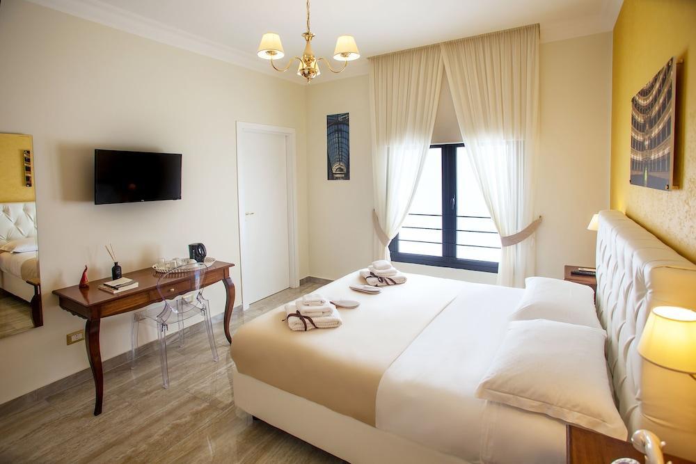 Neapolitantrips Hotel Екстериор снимка