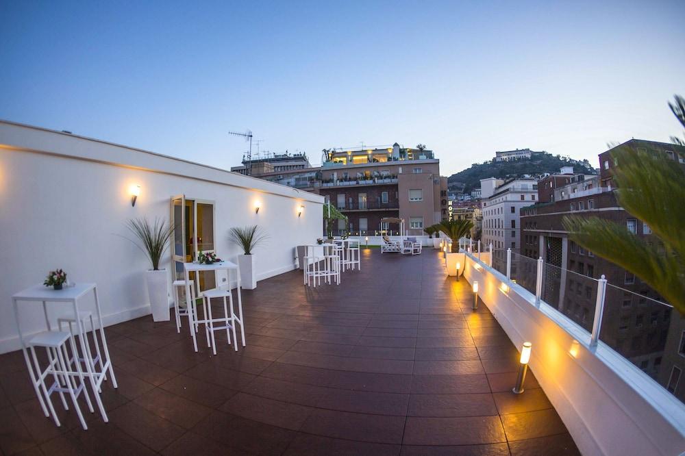 Neapolitantrips Hotel Екстериор снимка